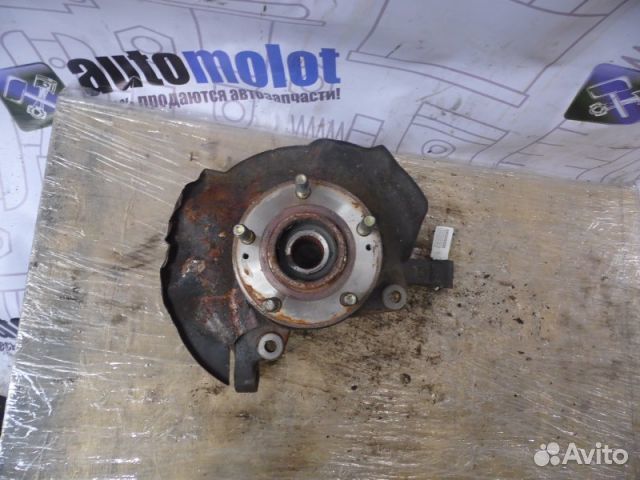 Ступица передняя левая Hyundai Santa Fe Ii CM