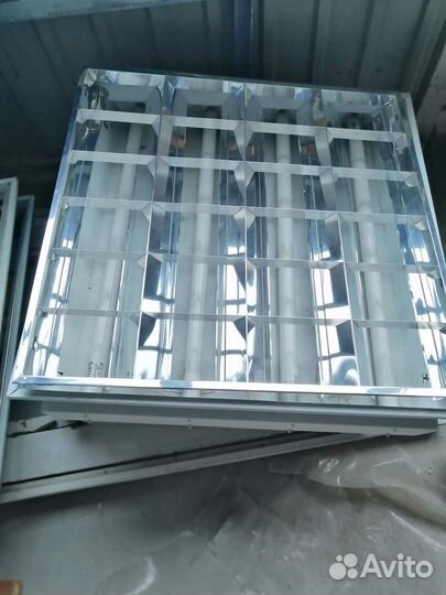 Светильник для амстронга