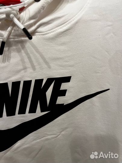 Худи Nike белая