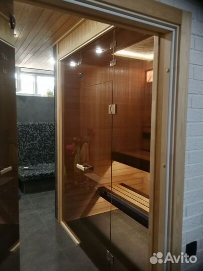 Стеклянная перегородка