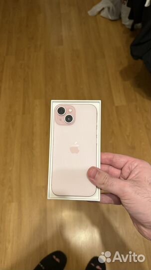 iPhone 15, 128 ГБ