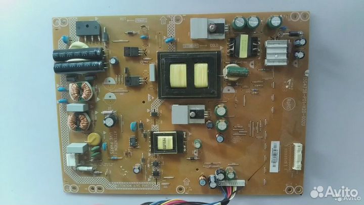 Платы от телевизоров (с разбитыми экранами)