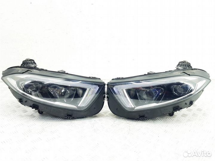 A2579069400 Фара передняя (комплект) Mercedes CLS