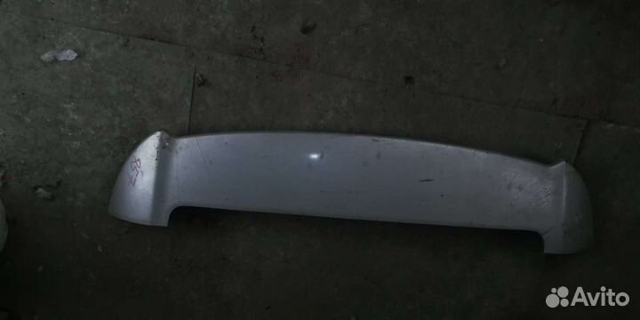 Спойлер на Toyota wish