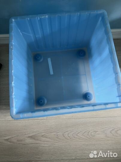 Ящик для игрушек IKEA Vessla blue cube