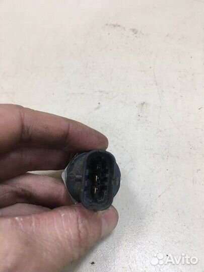 Датчик давления топлива Mazda CX-7