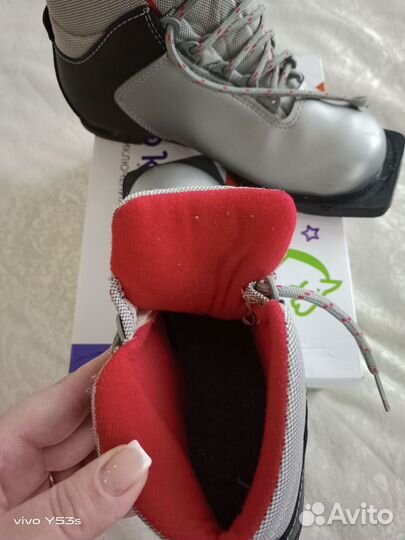 Лыжные ботинки утеплённые размер 36