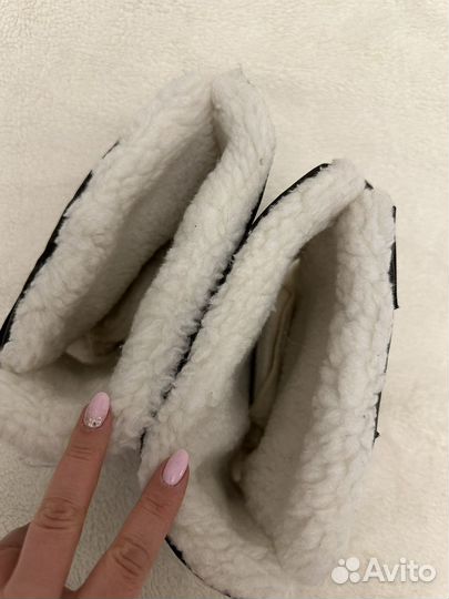 Муфты варежки на коляску на овчине коричневые