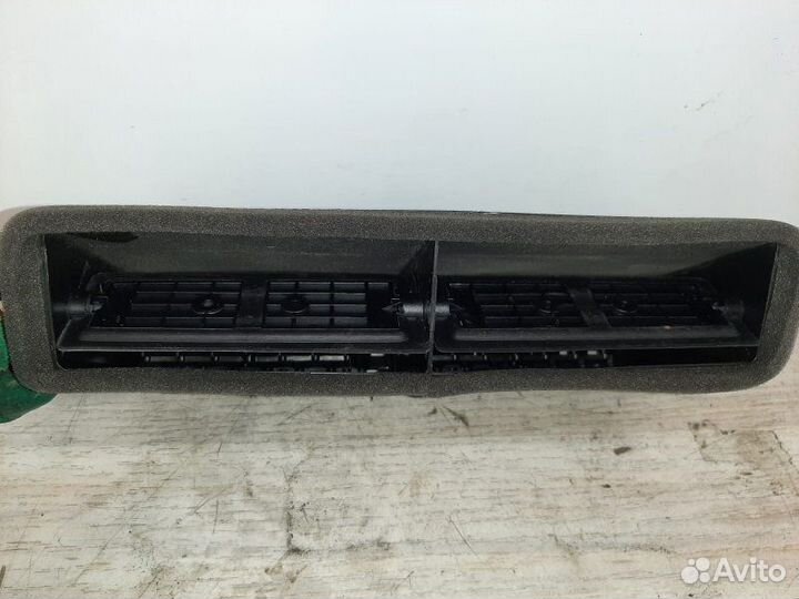 Дефлектор воздуховода Jaguar X-Type X400 2.1 YB