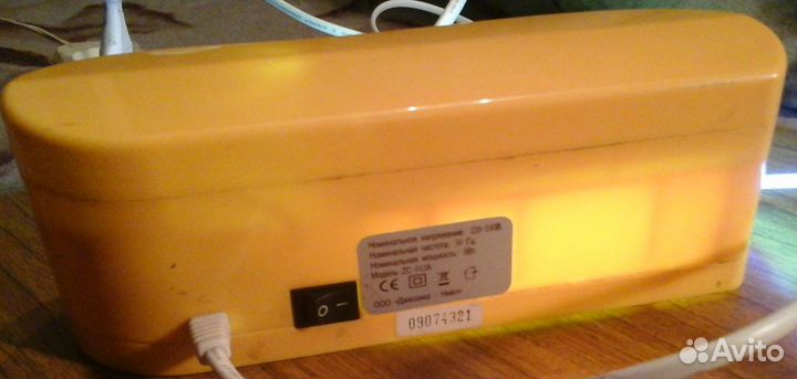 Лампа У.Ф для ногтей