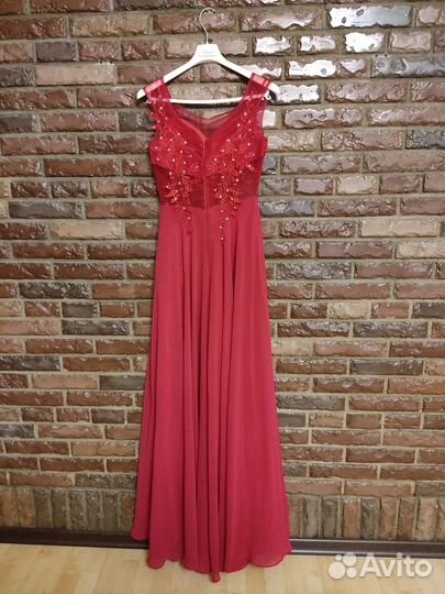 Вечернее платье в пол 42 44