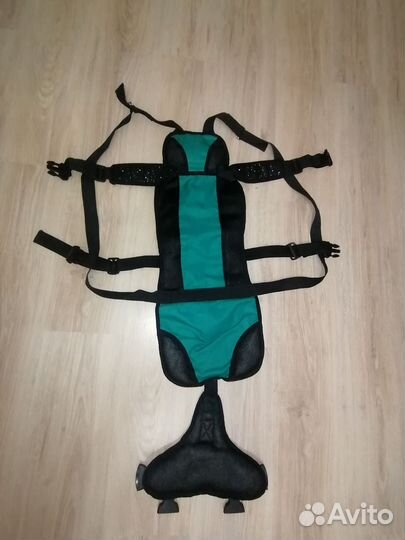 Бескаркасное автокресло