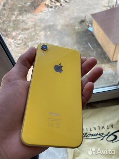 iPhone Xr, 64 ГБ