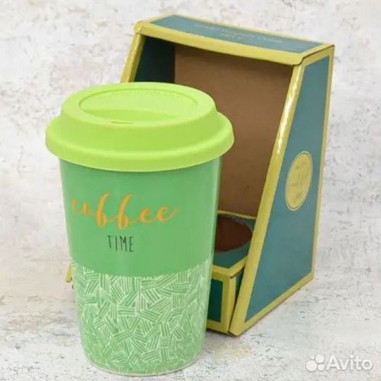 Стакан с крышкой. Стакан для кофе. Новый