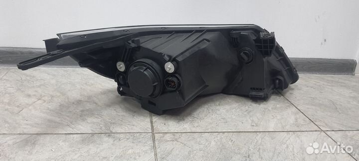 Фара передняя левая Kia Rio 2011-2015