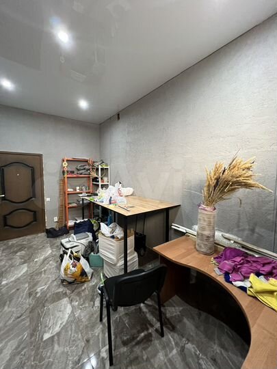 Цоколь с ремонтом и арендаторами. Собственник