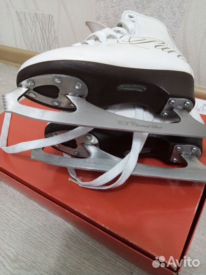 Коньки для фигурного катания