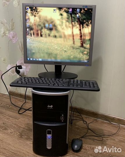 Системный блок и монитор