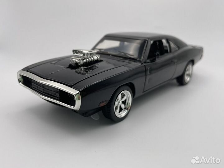 Модель автомобиля Dodge Charger 1:32 металл