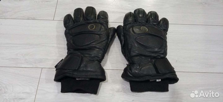 Перчатки Reusch