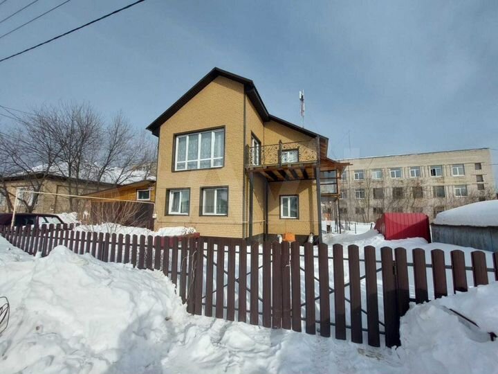 Коттедж 162,4 м² на участке 4 сот.