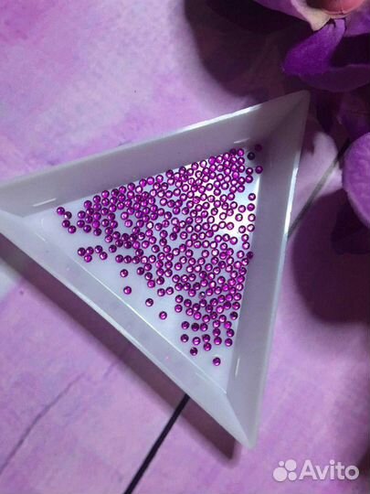 Стразы стекло