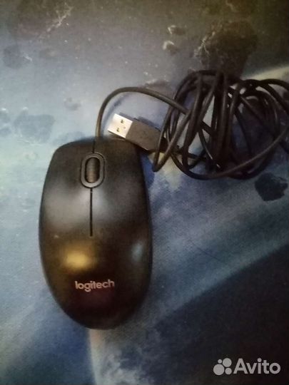 Logitech b100