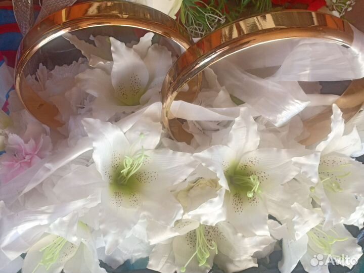 Украшения на машину