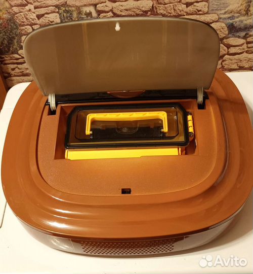 Робот пылесос