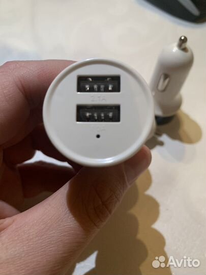 Автомобильный зарядное устройство для телефона