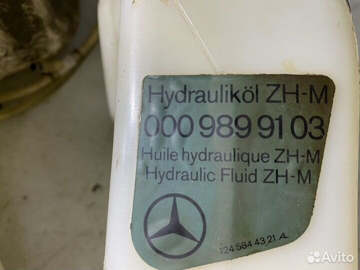 Бачки для жидкостей Mercedes Benz W124