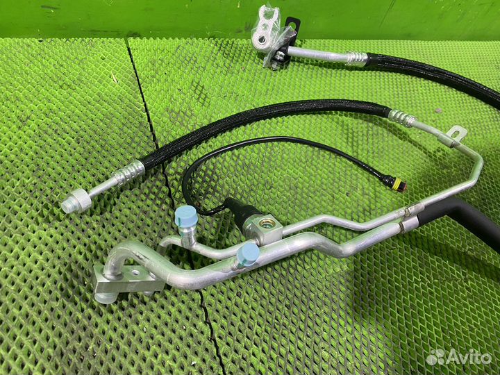 Трубка кондиционера howo T5G Sitrak C7H