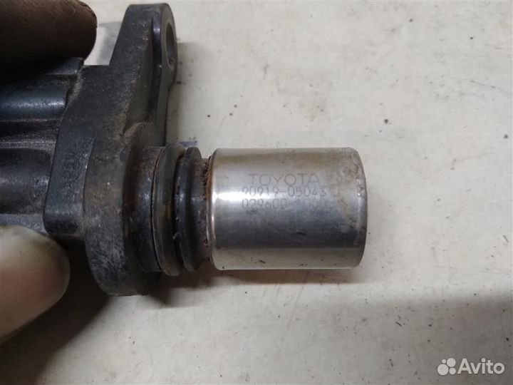 Датчик положения коленвала Toyota Vitz