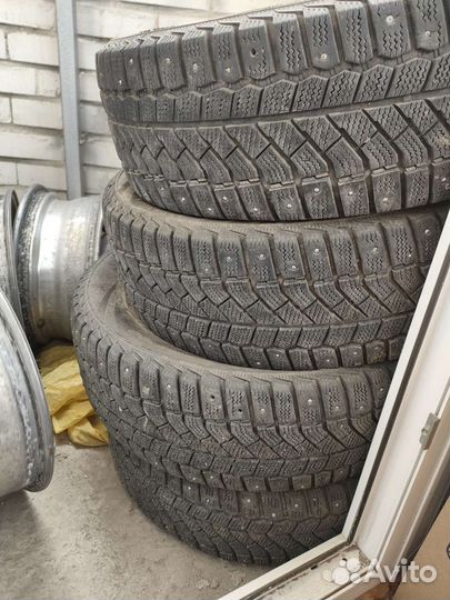Viatti Brina Nordico V-522 205/65 R15
