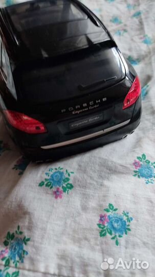 Машинка Porsche Cayenne S