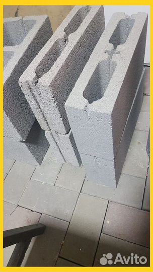 Керамзитобетонный блок полнотелый