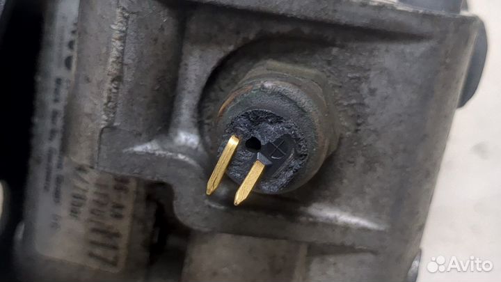 Гур Ford Focus 1, 2004