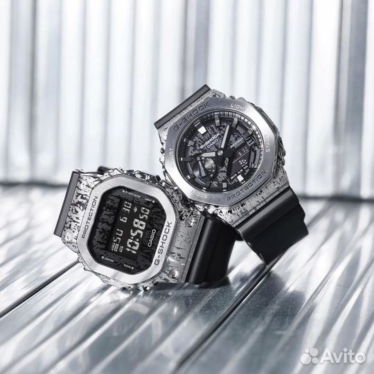 Casio G-Shock GM-2100GC-1A