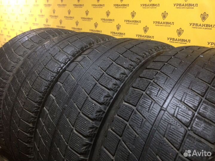 Bridgestone Blizzak Revo2 215/60 R16