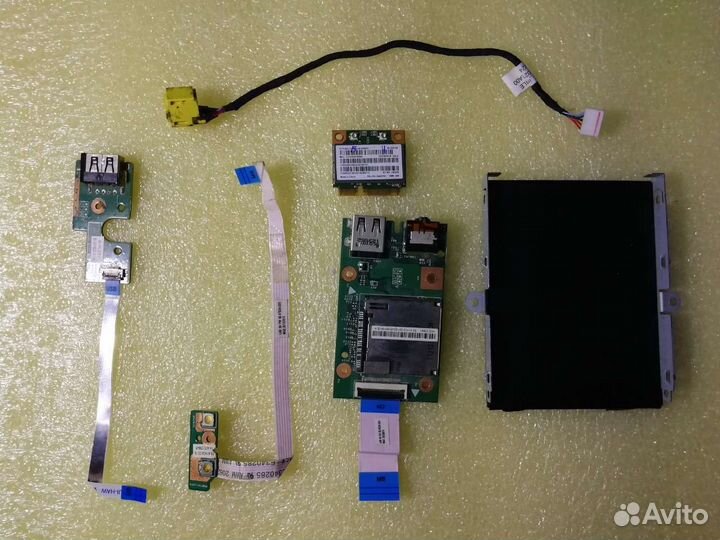 Запчасти для ноутбука Lenovo b590