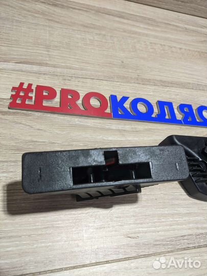 Крепление блока детской коляски Тутис