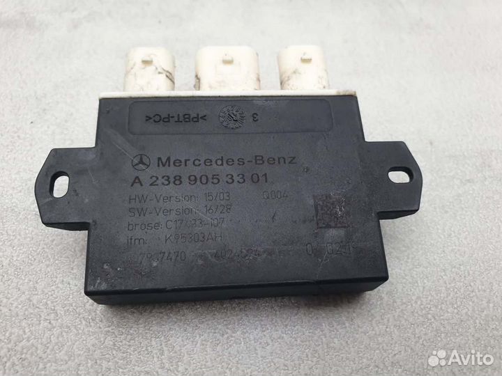 Блок управления крышкой багажника Mercedes Glc 250