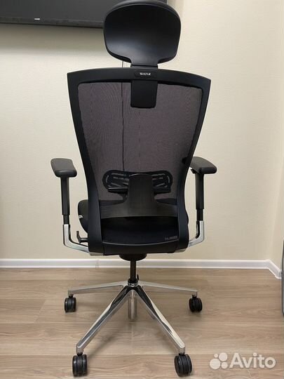 Компьютерное кресло