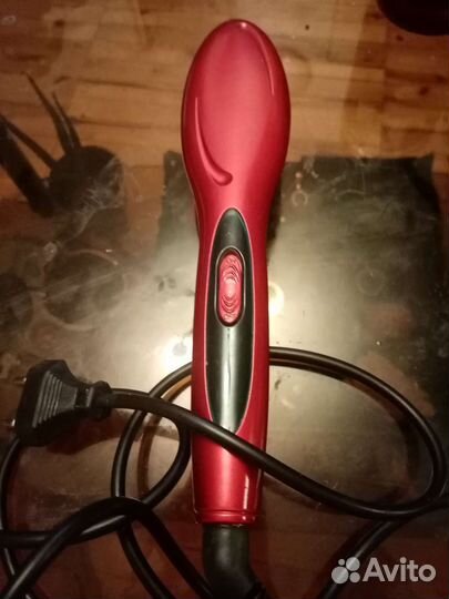 Электрорасческа-выпрямитель волос