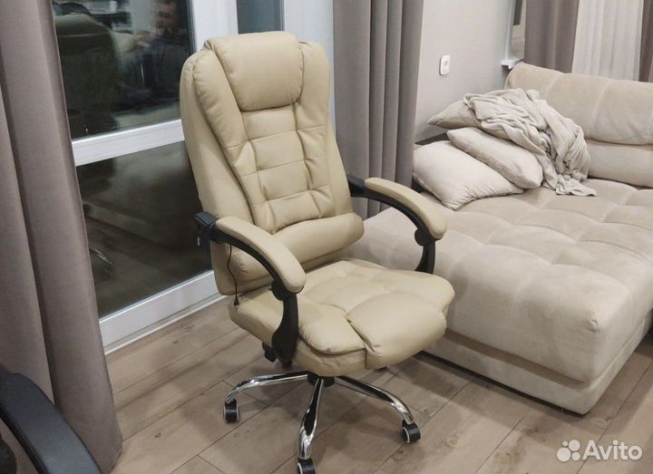 Новое компьютерное офисное кресло