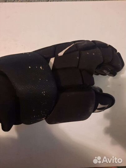 Хоккейная крага одна левая