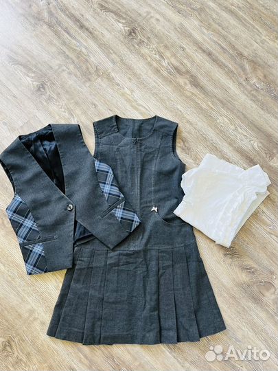 Школьная форма сарафан, жилет, рубашка р. 134
