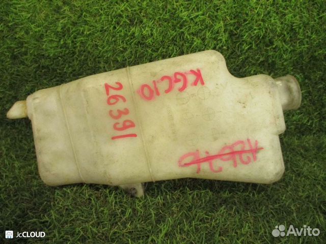 Бачок расширительный на toyota passo KGC10 1KR-FE