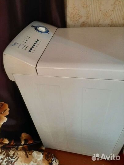 Стиральная машина с вертикальной загрузкой