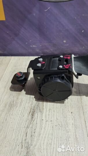 Ремень безопасности задний Hyundai IX35 Лев